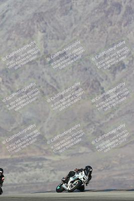 media/Dec-07-2025-CVMA (Sun) [[3e7d2de5dc]]/Race 7-Formula Lightweight Twins Shootout/